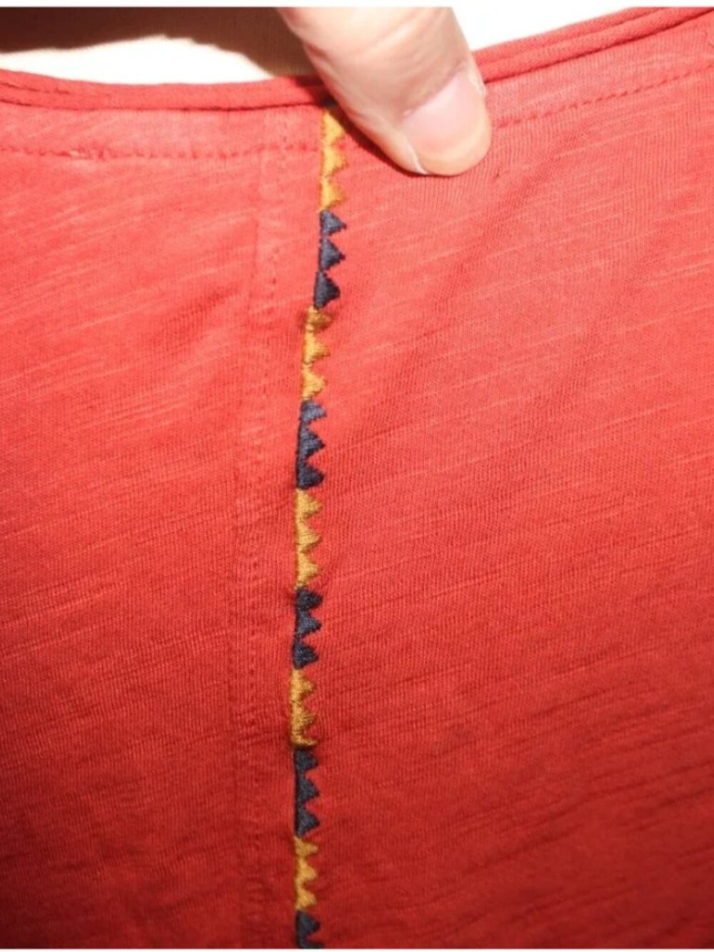 Pendleton 100% Cotton Rust Orange Embroidered Split V-Neck Tee Medium - Picture 5 of 9